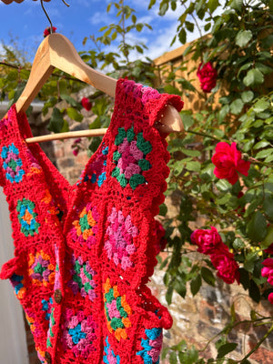 Cleo Granny square vest in red (XS/S)