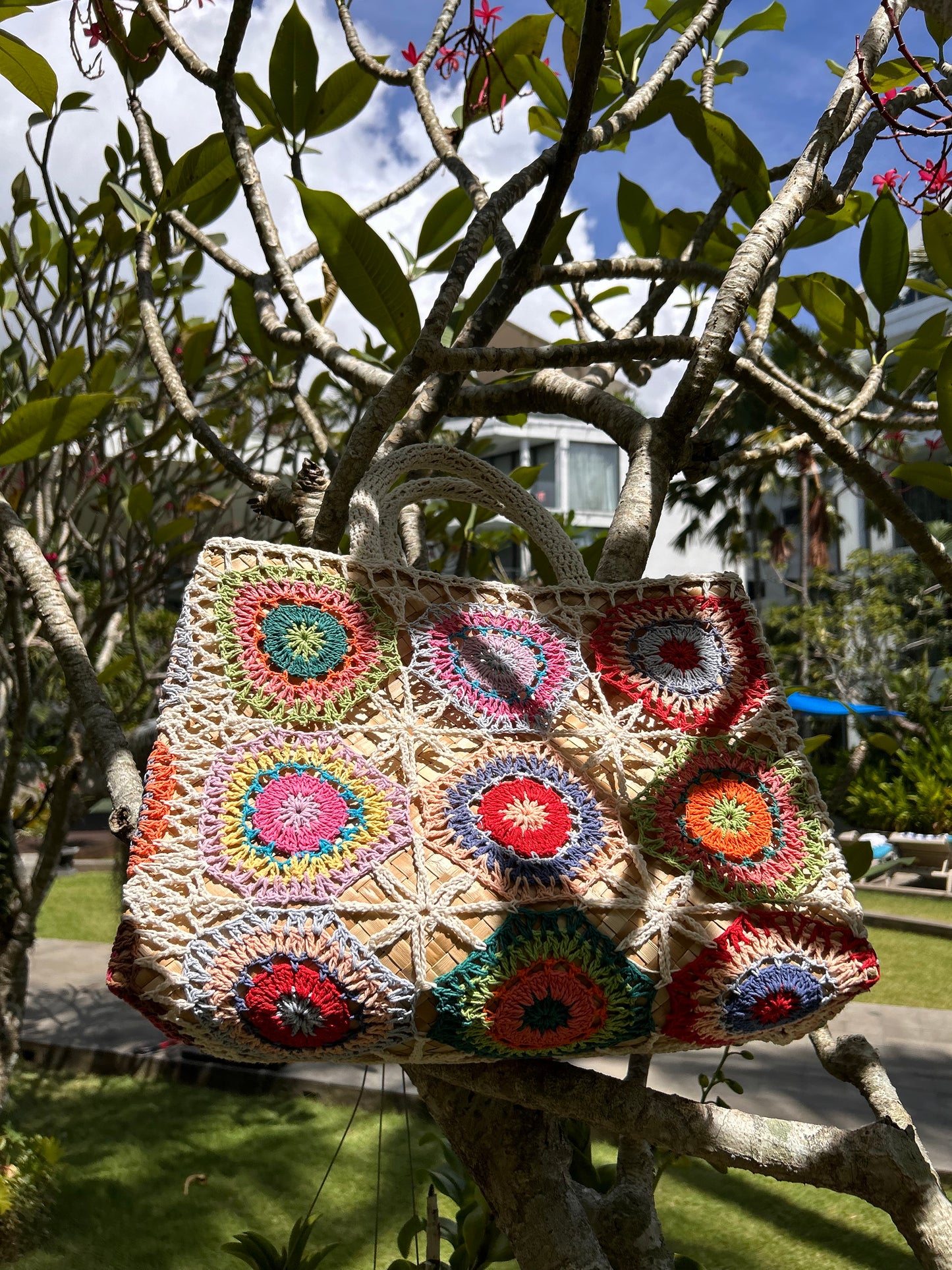 Crochet wicker tote beach bag