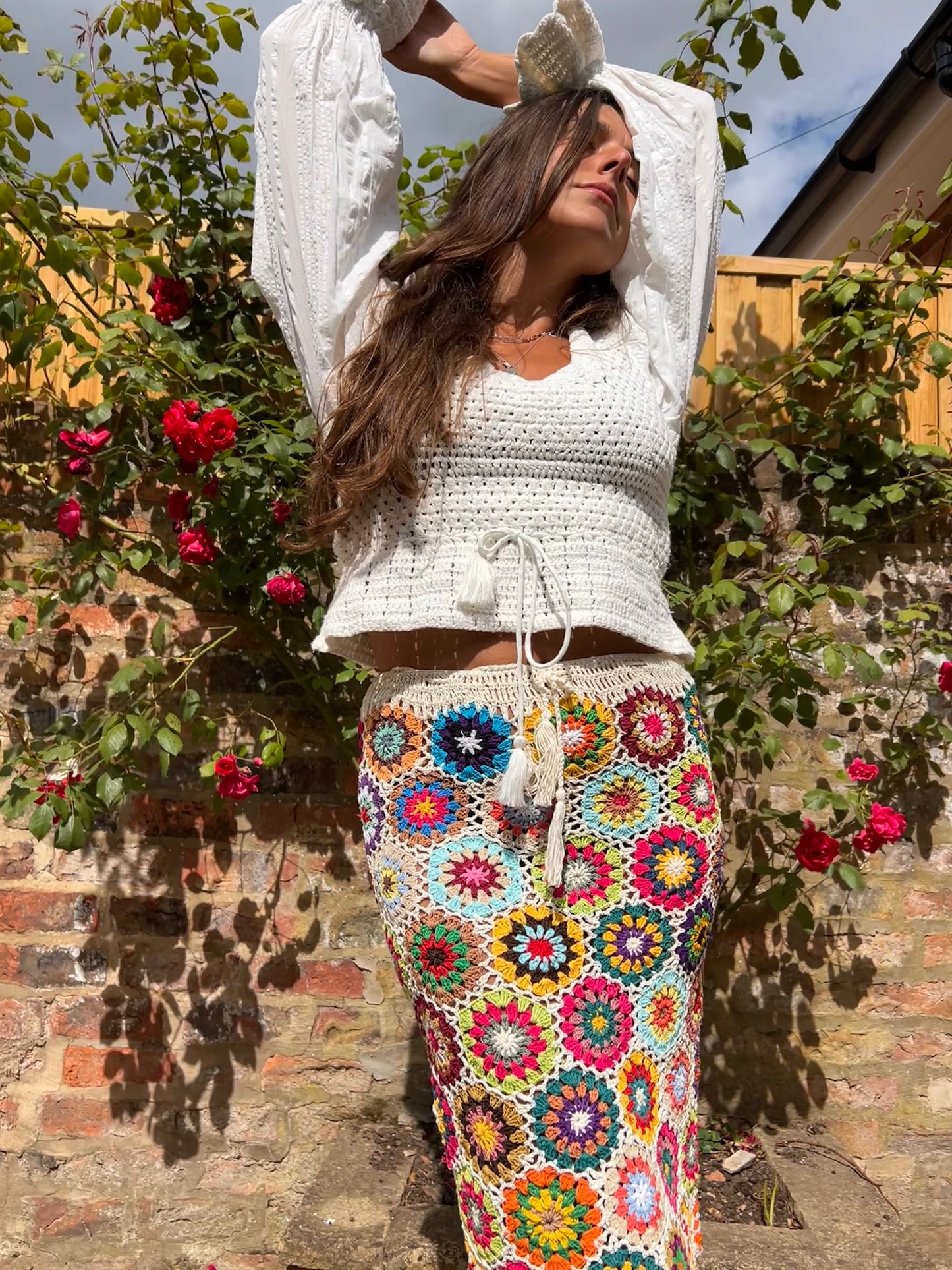 Midi Meadow in White Floral Crochet Skirt