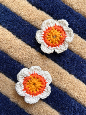 Crochet flower clip set