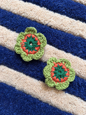 Crochet flower clip set