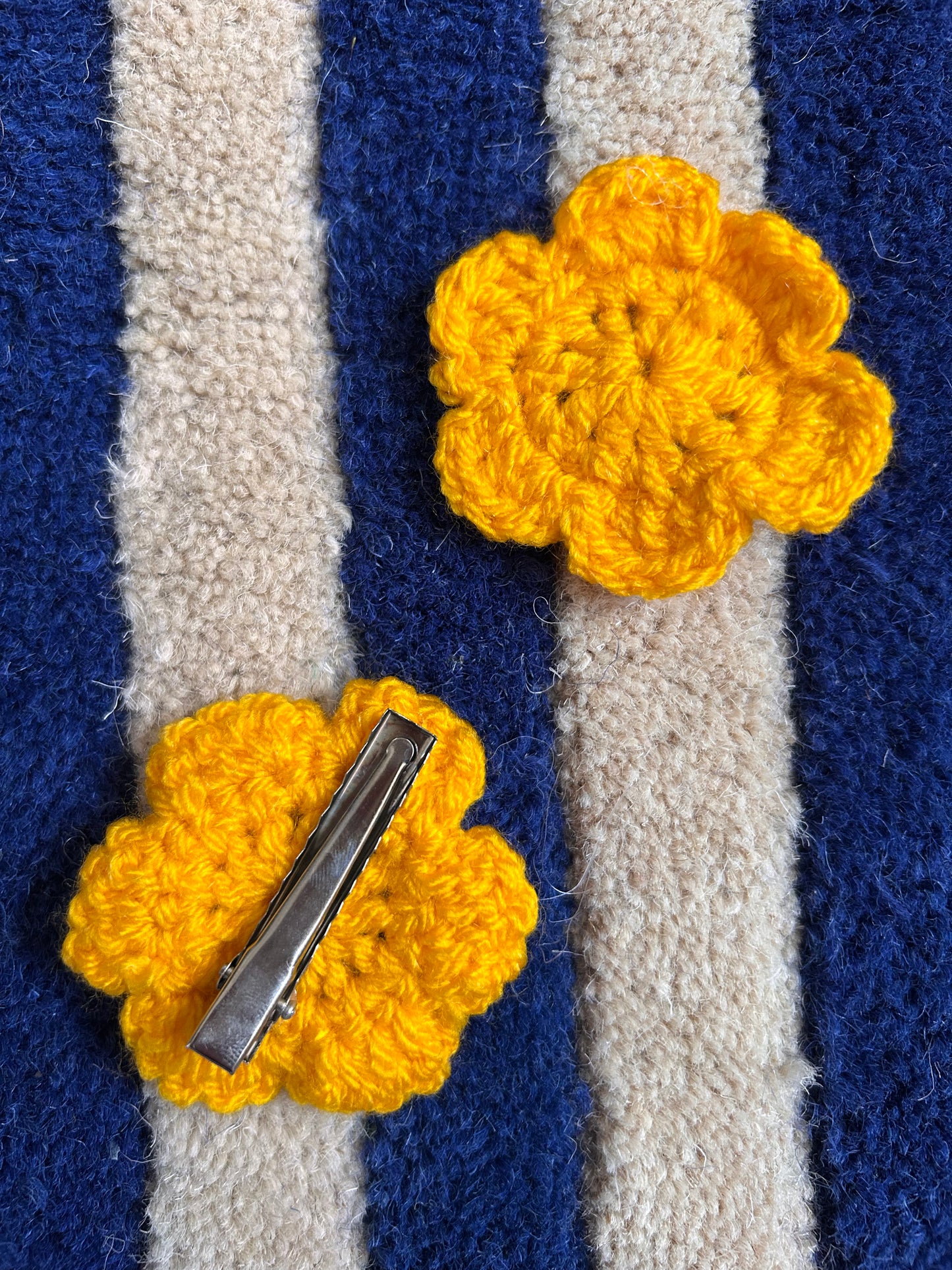 Crochet flower clip set