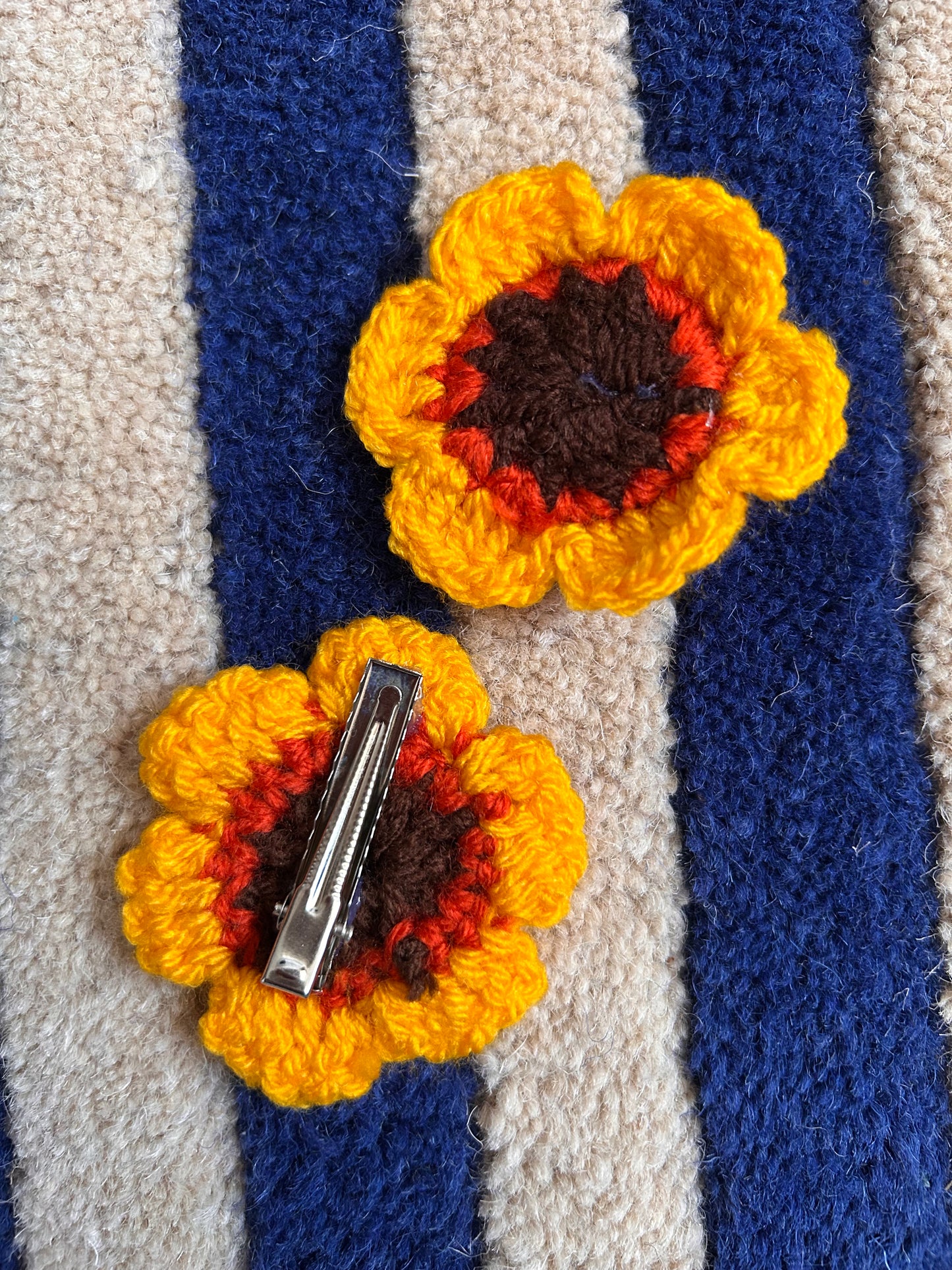 Crochet flower clip set