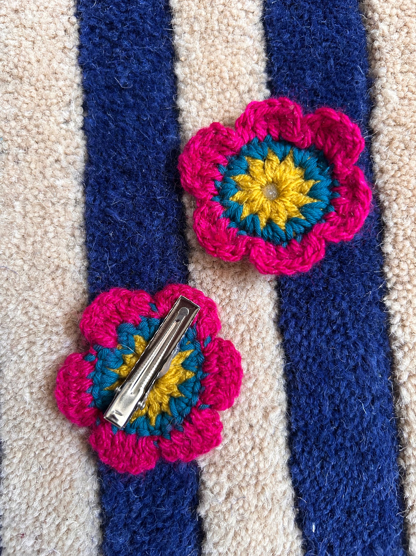 Crochet flower clip set