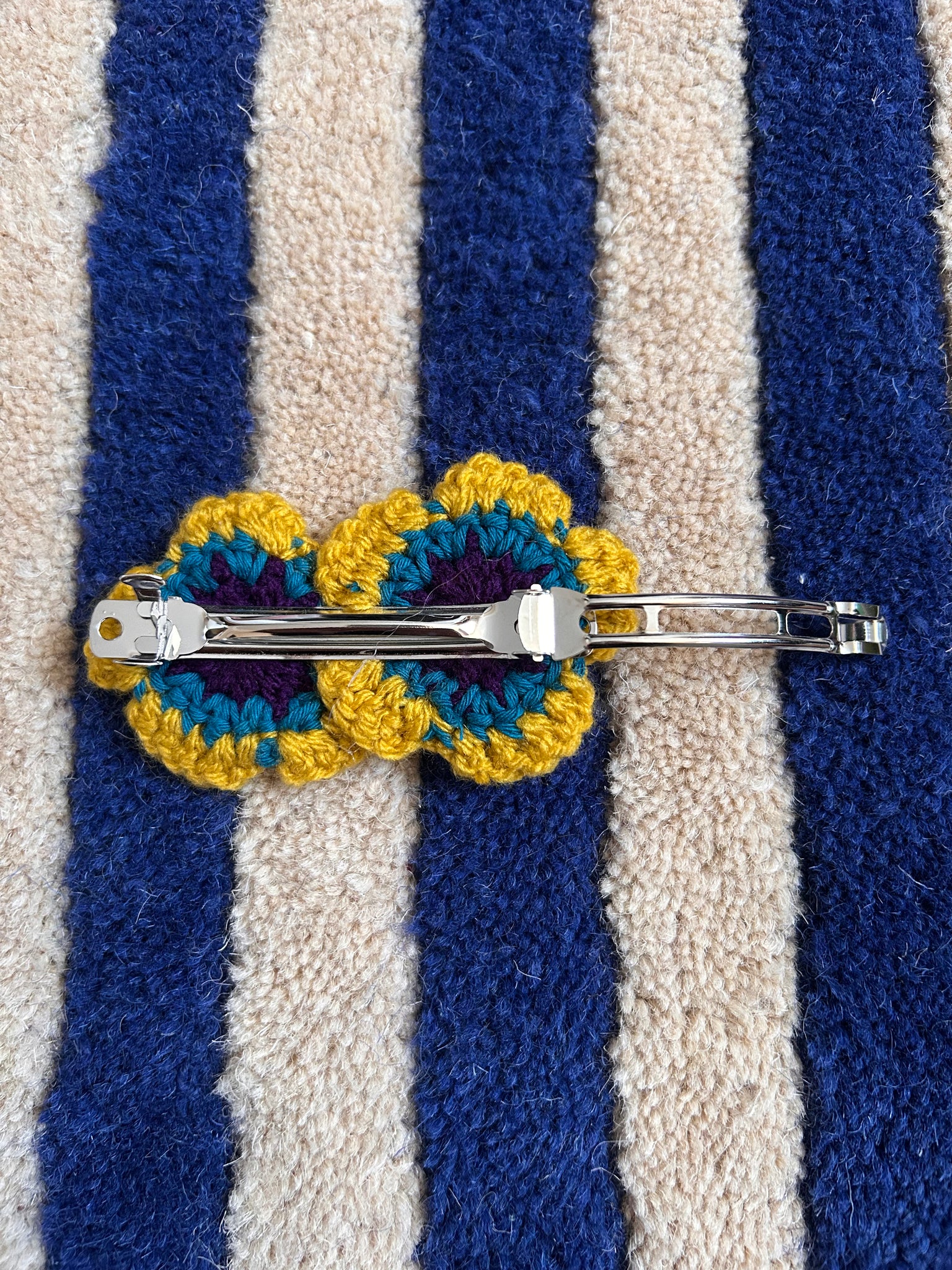 Crochet flower clip (one)