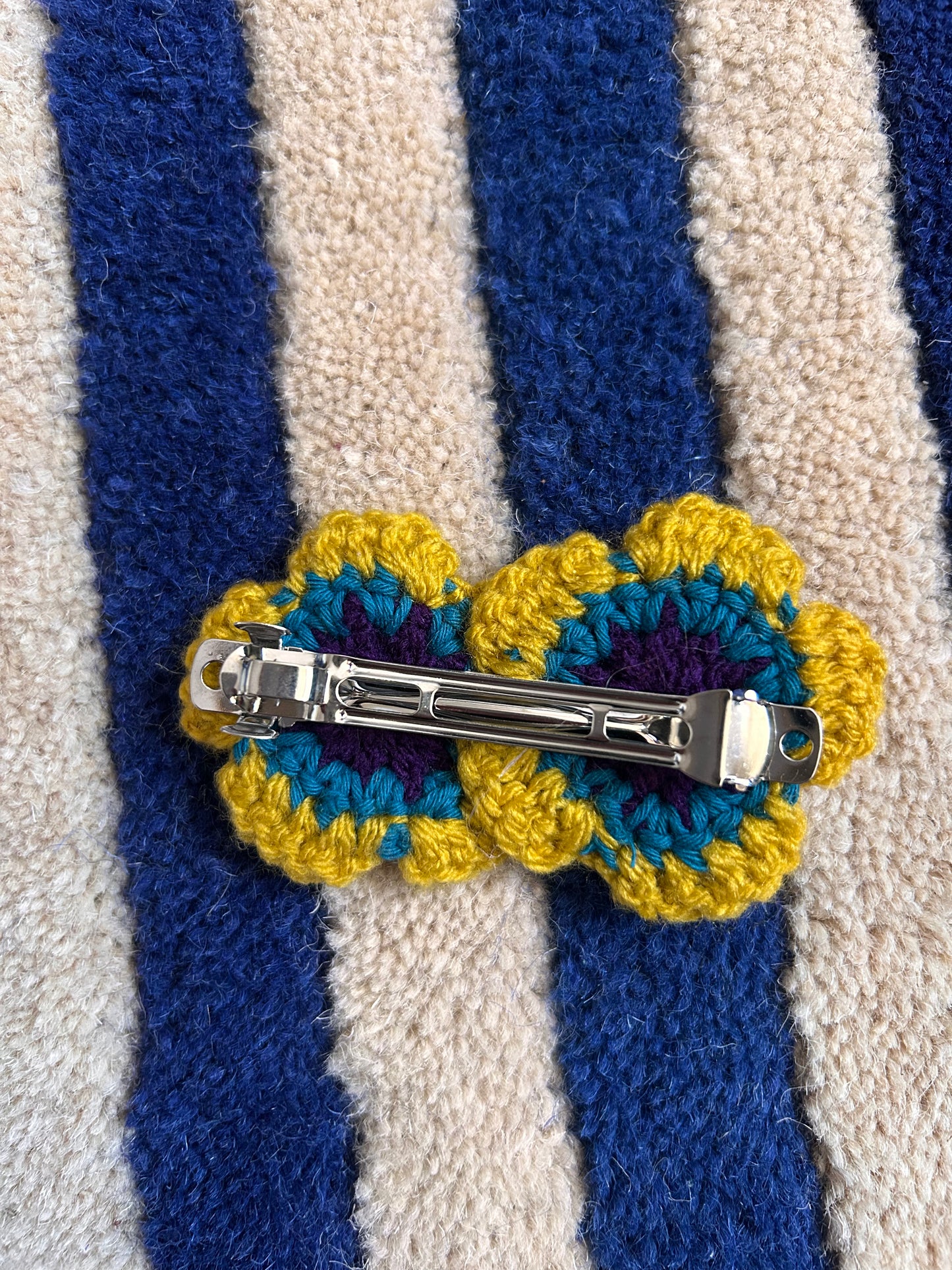 Crochet flower clip (one)